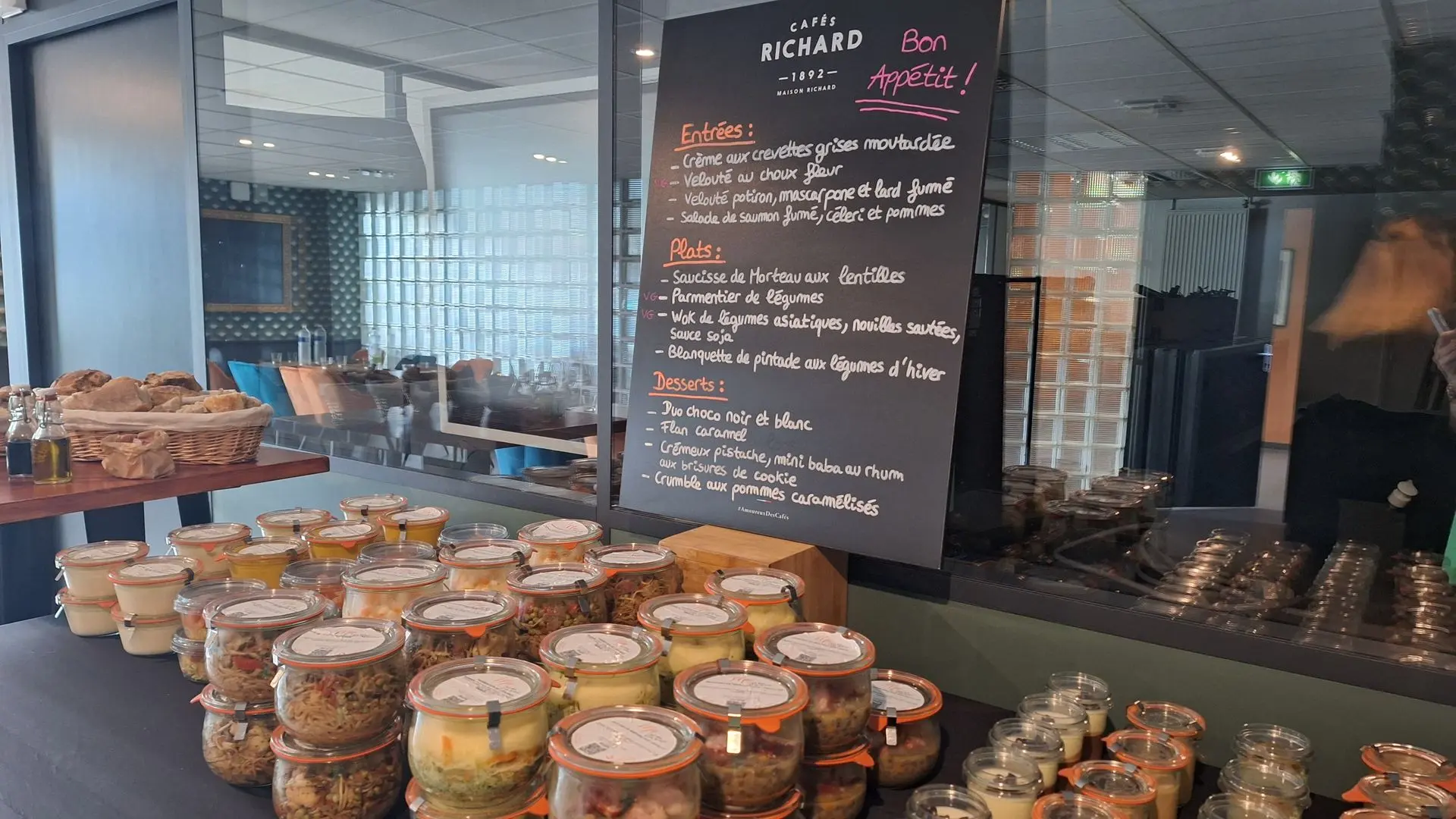 Service de restauration pour les colocataires de Marquettes-Lez-Lille